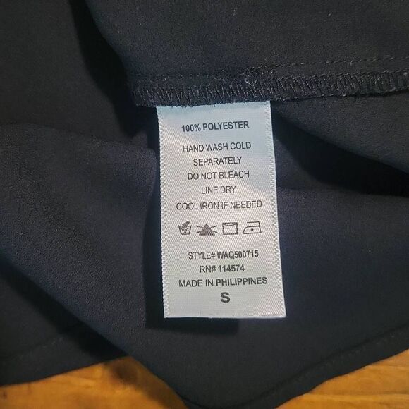 Pleione Short Sleeve V-Neck Layered Sleeve Blouse - Picture 7 of 9